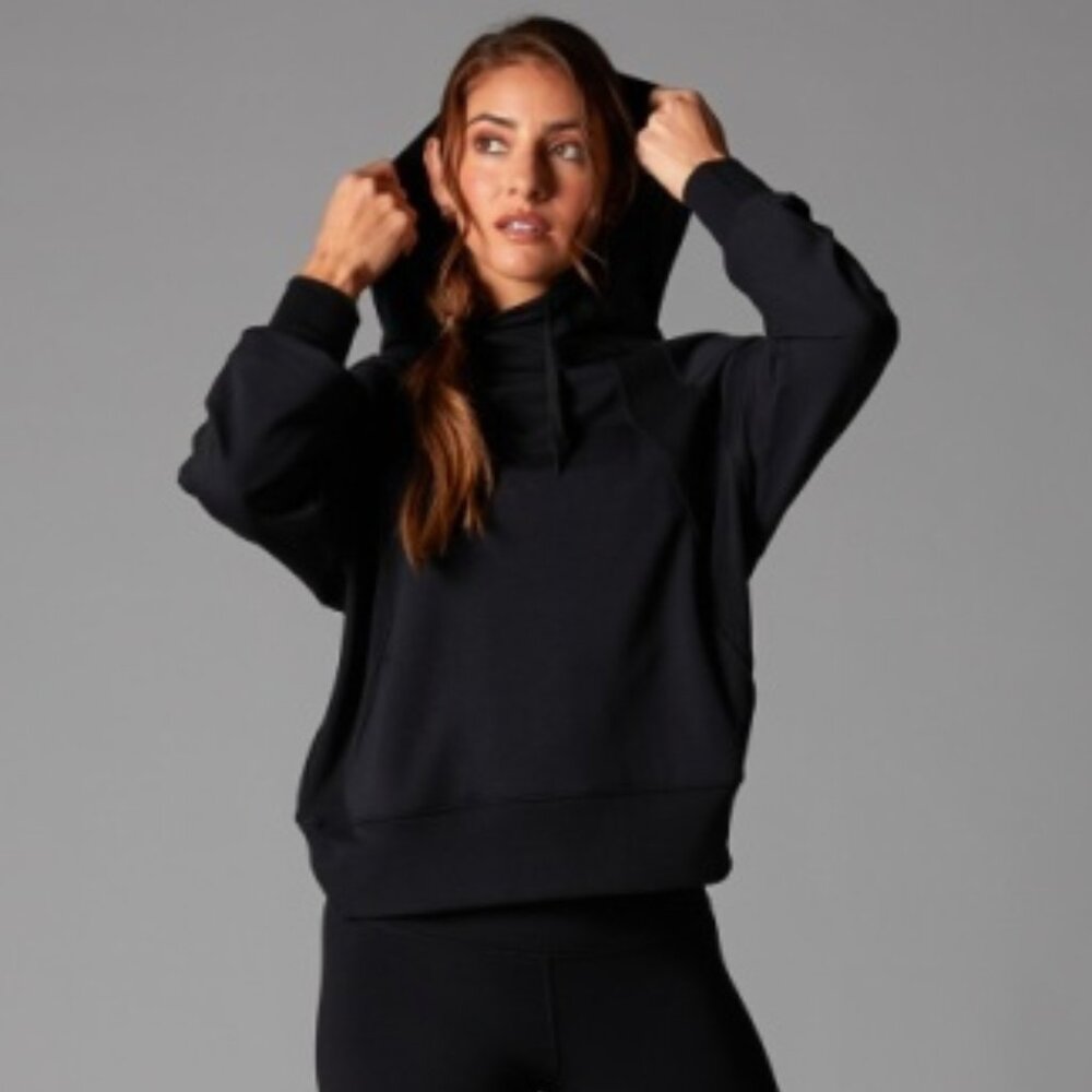 Tavi Cozy Paneled Hoodie Size L